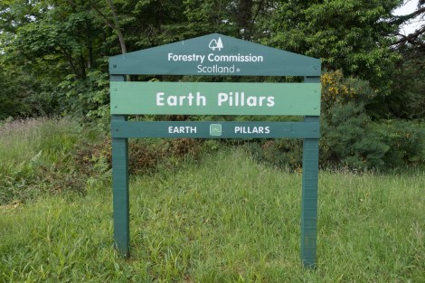 I took the side-trail, but I never saw the Earth Pillars...