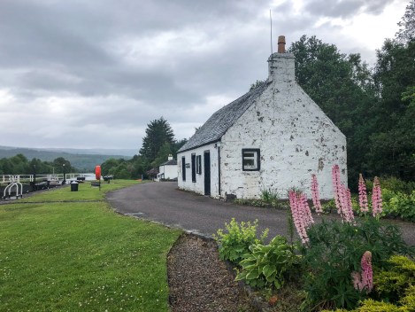 The innkeeper's cottage at Cullochy Lock