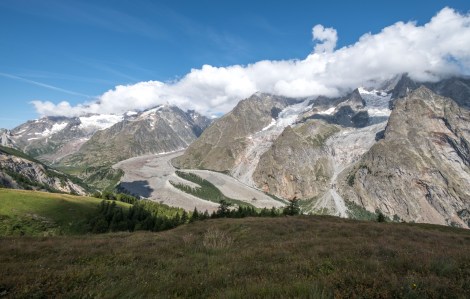 Mountains and receding glaciers on the TMB