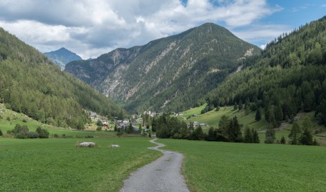 Looking towards the villages of Le Peuty and Trient