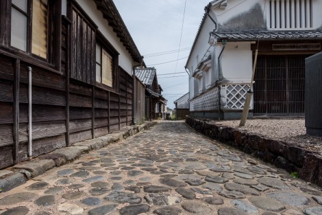 Ishitatami stone paving and traditional Edo and Meiji period houses of Mimitsu, Miyazaki