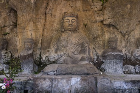 Sekibutsu Buddhist statues outside of Usuki