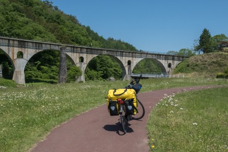 Miyamori River Bridge (glasses bridge)