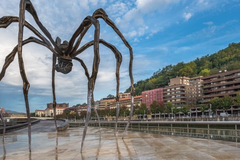 The Maman spider sculpture outside the Guggenheim in Bilbao, by Louise Bourgeois