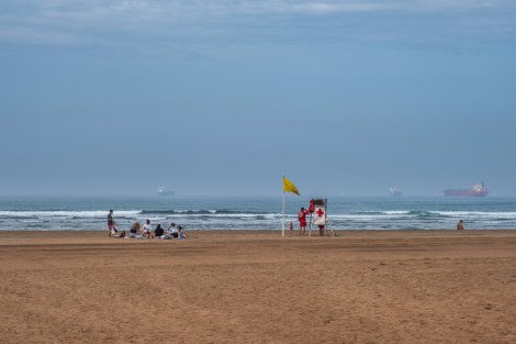 Playa de la Arena and cargo ships in the background