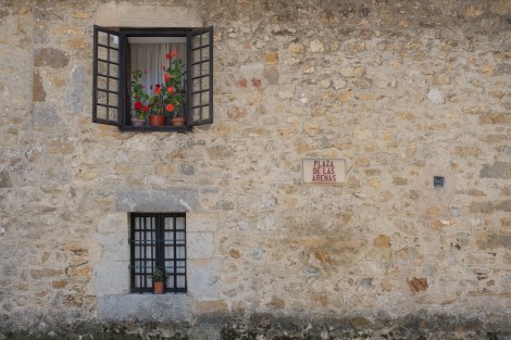 Flower pots in Santillana del Mar