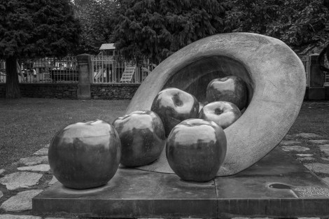 A monument to apples in Villaviciosa, a town famous for Sidra (cider)
