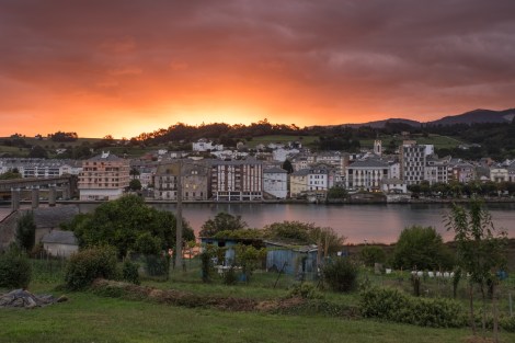 Sunrise in Navia