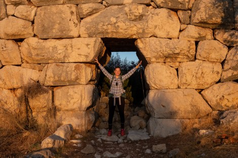 Continuing along the Roman aqueduct on the Lycian Way