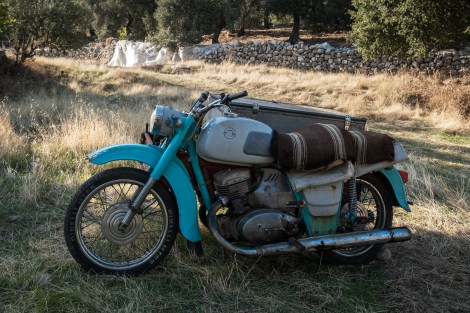 Retro motorbikes and cars are the norm here