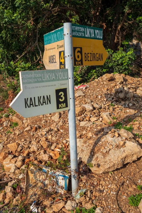 6km to go to our destination of Bezirgan